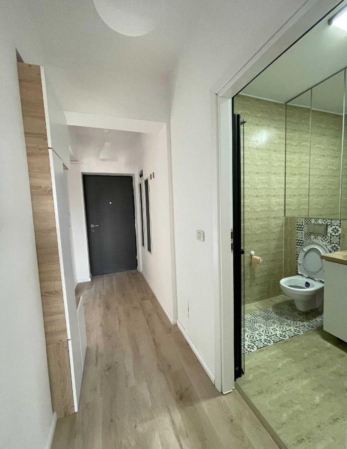 בוקרשט Oasis Luxury Apartment Near Presidential Palace מראה חיצוני תמונה